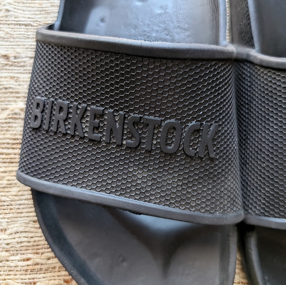 Birkenstock • Barbados EVA Slides Sandals in Black - Picture 4 of 5